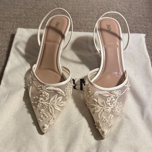 Zara Women's 9 Cream Beaded Floral Slingback Heels